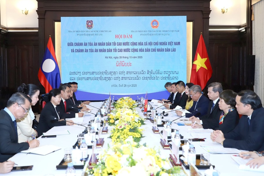 Tăng cường hợp tác Tòa án Việt Nam - Lào