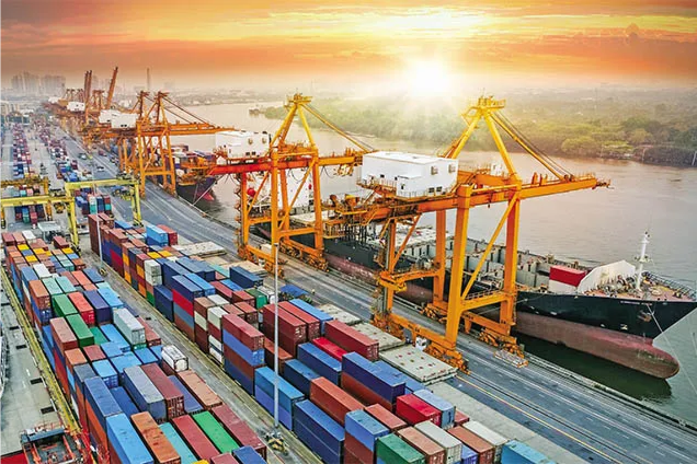 Ngân hàng Standard Chartered nâng dự báo tăng trưởng kinh tế Việt Nam năm 2025