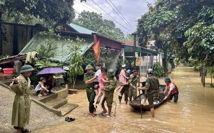 Hoàn thành sơ tán dân cư tại khu vực có nguy cơ sạt lở, lũ quét trước 15 giờ hôm nay