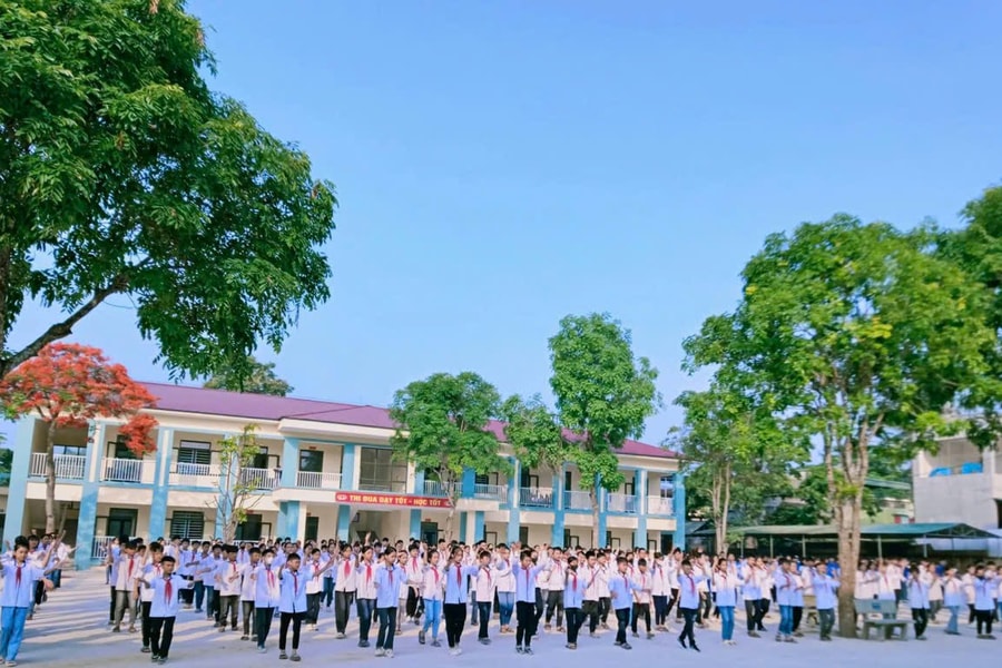 Thanh Hóa: Trường THCS Bãi Trành vượt khó, nâng cao chất lượng giáo dục