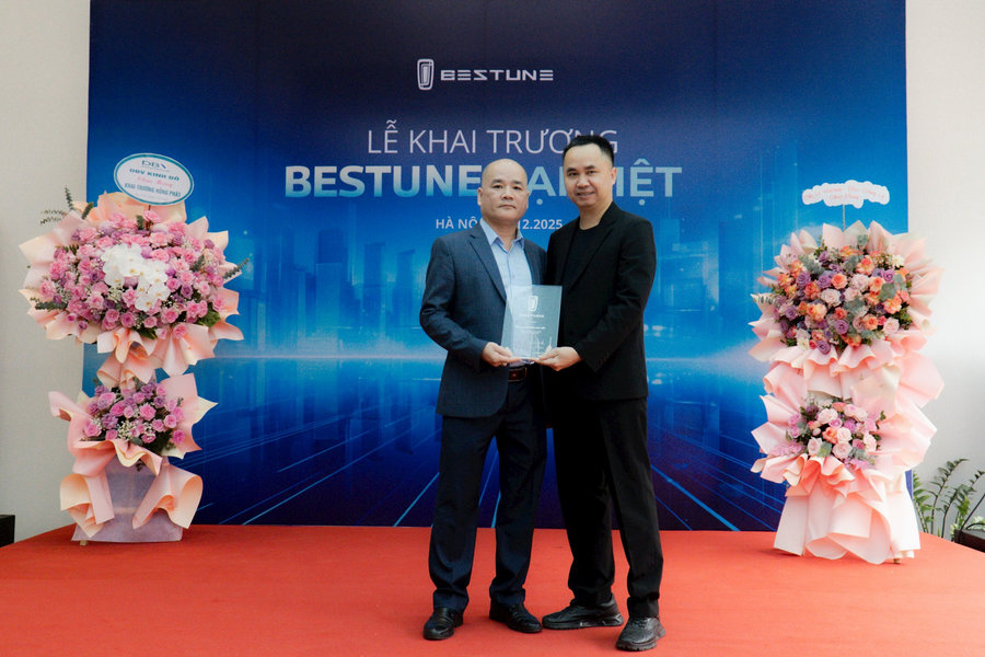 Khai trương Showroom Bestune Đại Việt Võ Chí Công