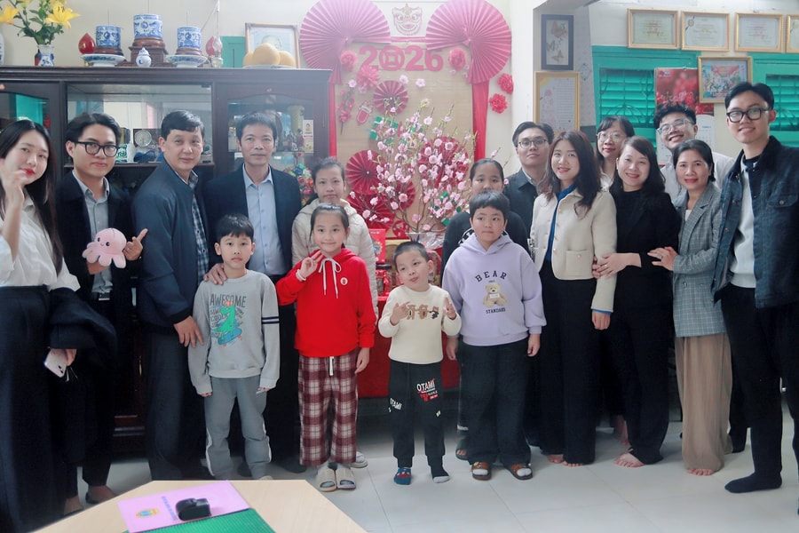 Ấm áp “Tết yêu thương” tại Làng Trẻ em SOS Hà Nội