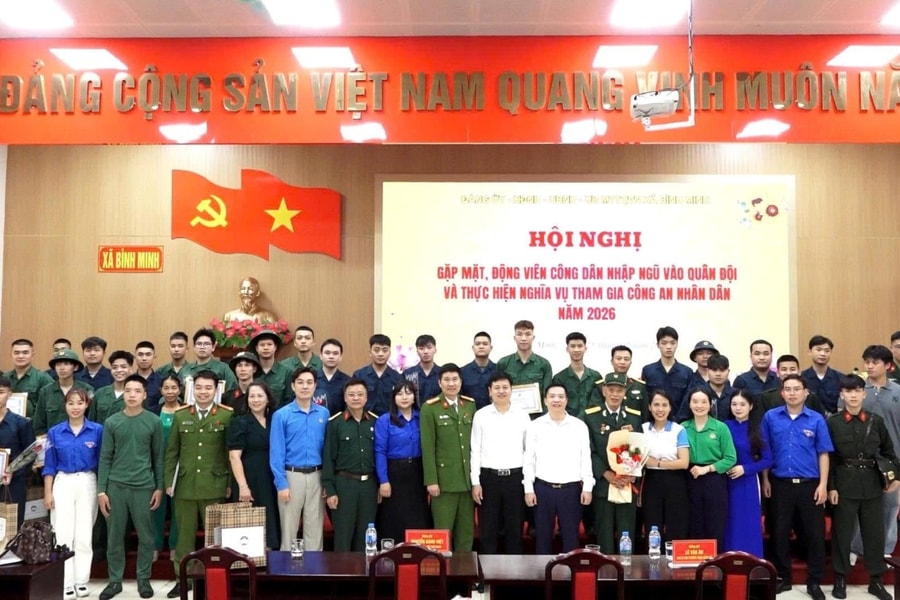 Xã Bình Minh - Hà Nội: Gặp mặt thanh niên lên đường nhập ngũ năm 2026