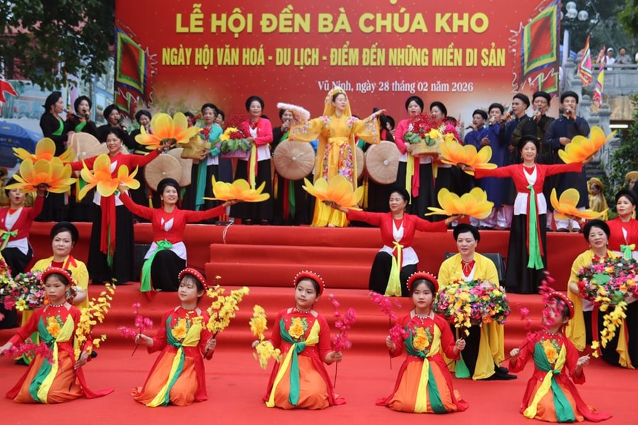 Khai mạc lễ hội đền Bà Chúa Kho
