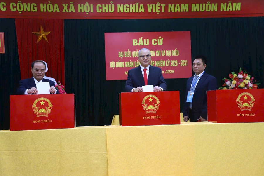 Phú Thọ khai mạc bầu cử trong không khí trang nghiêm, dân chủ