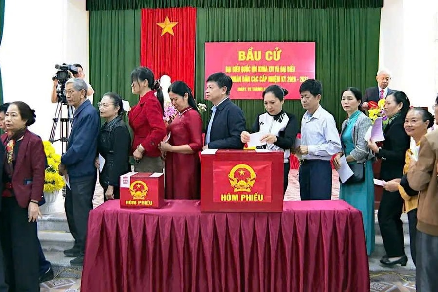 22 khu vực bỏ phiếu tại phường Phố Hiến - Hưng Yên đồng loạt khai mạc ngày bầu cử