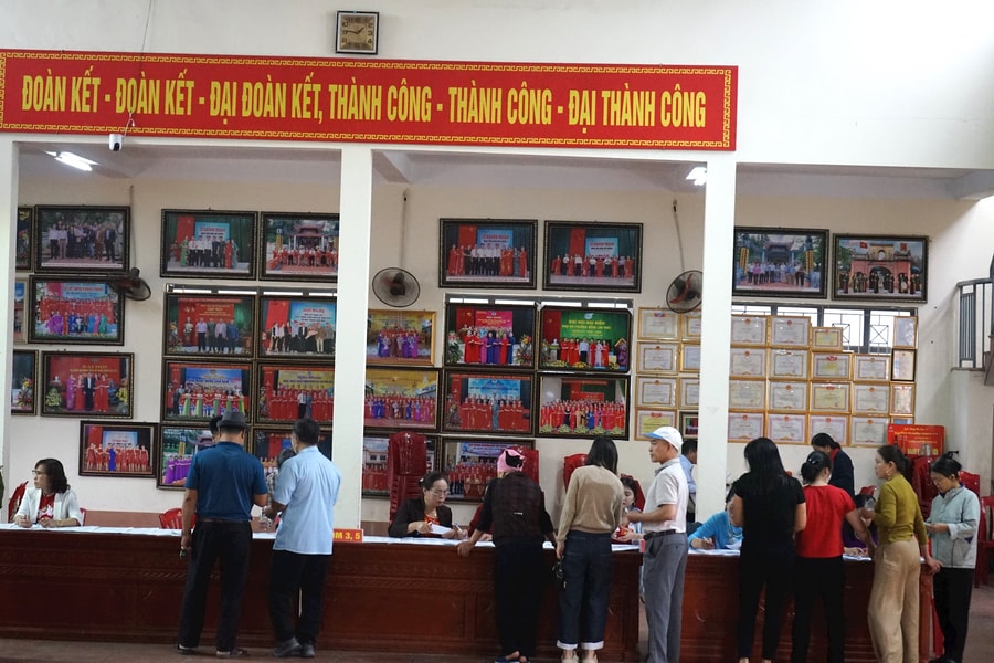 Bắc Ninh: Cử tri phường Nếnh gửi trọn niềm tin qua từng lá phiếu