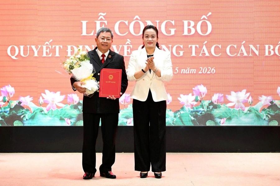 Trao quyết định bổ nhiệm Chánh án TAND tỉnh Khánh Hòa