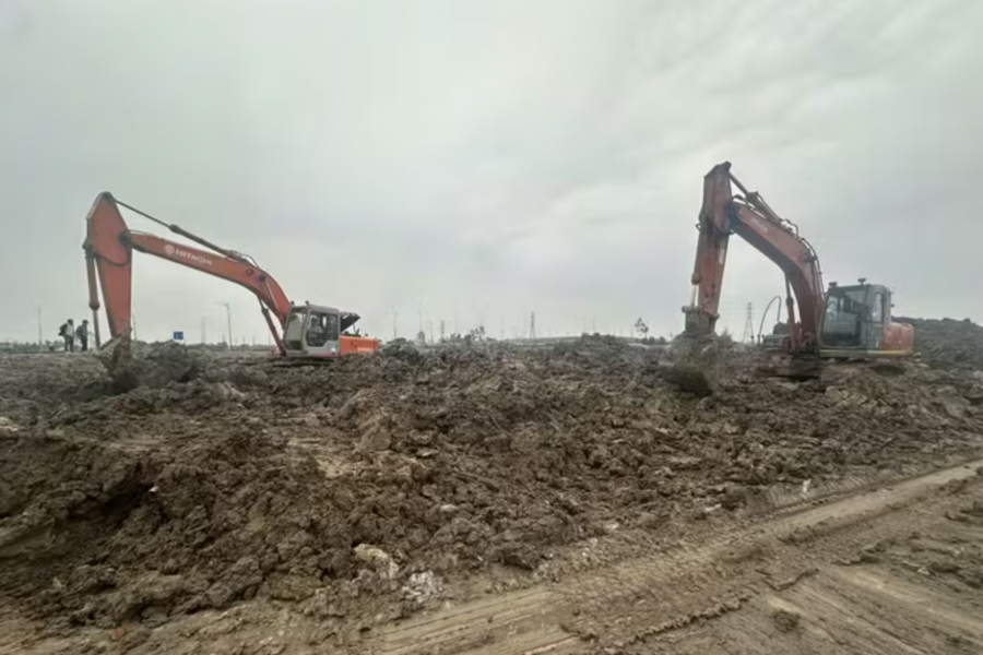 Khởi tố giám đốc doanh nghiệp sử dụng hàng trăm tấn chất thải san lấp trái phép tại cụm công nghiệp