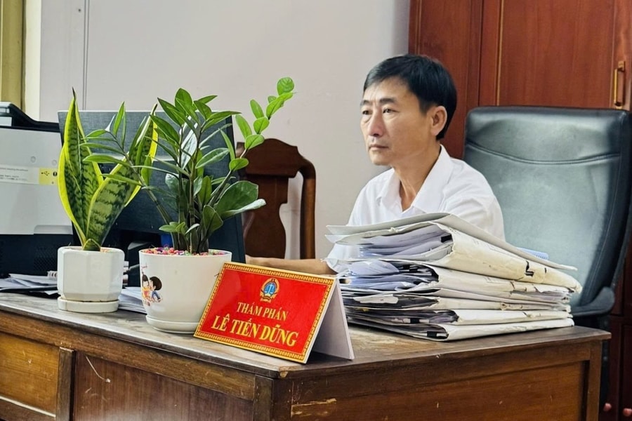 Thẩm phán Lê Tiến Dũng - Người giữ vững niềm tin công lý