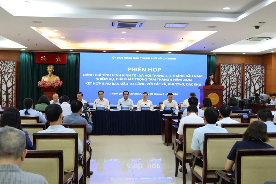 Kinh tế TP.HCM duy trì đà tăng, đầu tư công được đẩy mạnh