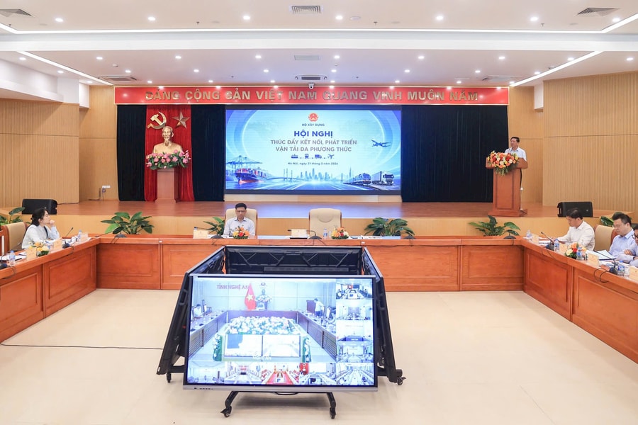 Kết nối các phương thức vận tải để nâng cao năng lực logistics quốc gia