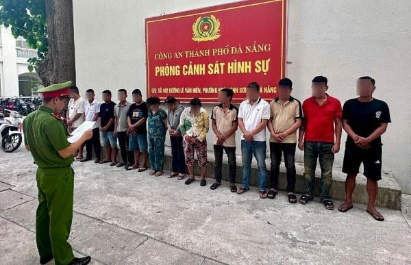 Triệt phá đường dây cá độ bóng đá, số đề giao dịch hơn 20 tỷ đồng