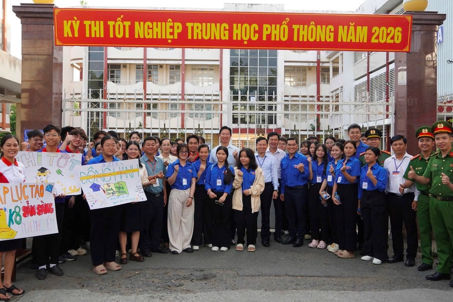 Đồng Tháp: Các thí sinh bước vào ngày thi đầu tiên kỳ thi tốt nghiệp THPT năm 2026