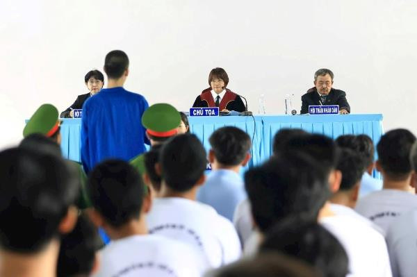 Phiên tòa đặc biệt giữa cơ sở cai nghiện ma túy