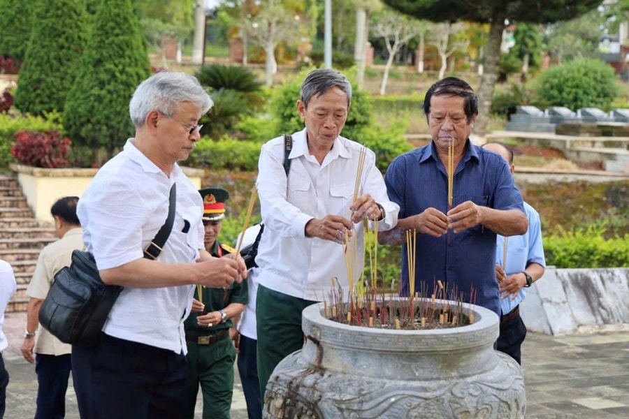 Hành trình nghĩa tình không mệt mỏi