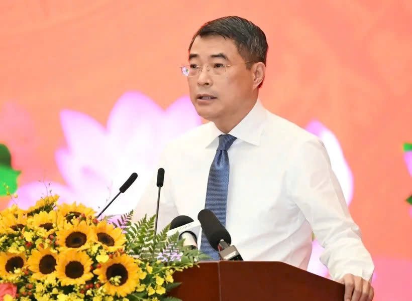 Thủ tướng Chính phủ: Tăng trưởng 2 con số không thể đi theo lối mòn cũ