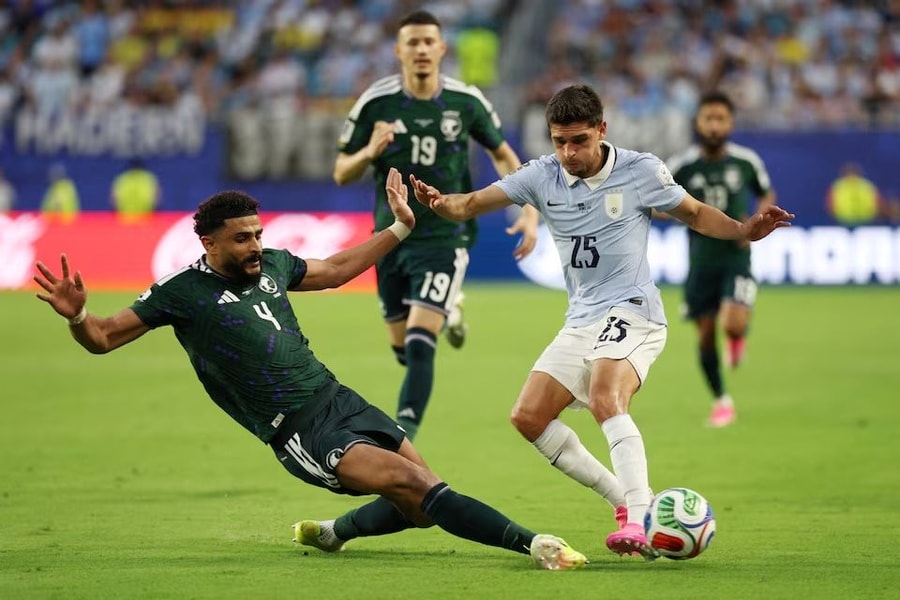 Ả Rập Saudi – Uruguay 1 -1 : Màn ra mắt ấn tượng của Ả Rập Saudi