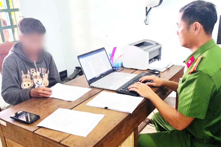 Bắt giữ thanh niên trốn truy nã khi đang chờ xét xử