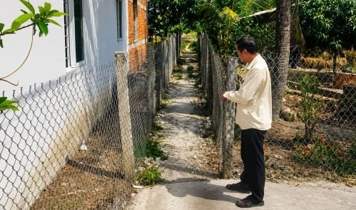 Bất động sản bị vây bọc được quyền mở lối đi ngang bất động sản liền kề ra sao?