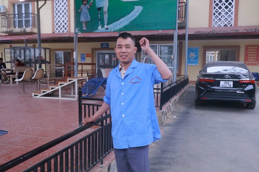 Cuộc chiến cam go đầy nghị lực của người bệnh phục hồi chức năng