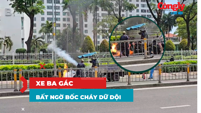 Xe ba gác bốc cháy dữ dội giữa trưa, người dân dập lửa thần tốc