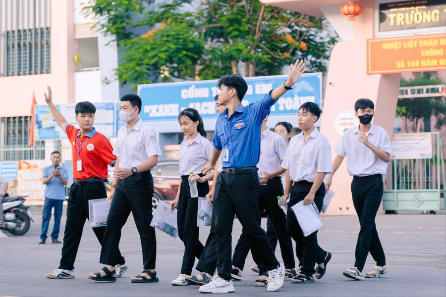 Bài 2: Vang vọng một thời tuổi trẻ Sài Gòn - Gia Định anh hùng