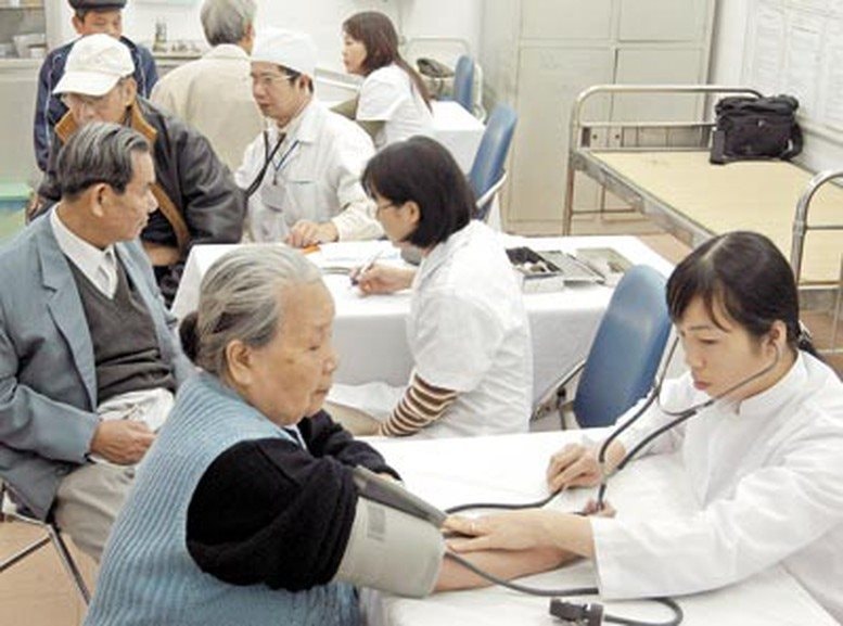 Từ năm 2026, người cao tuổi được khám sức khỏe miễn phí hằng năm