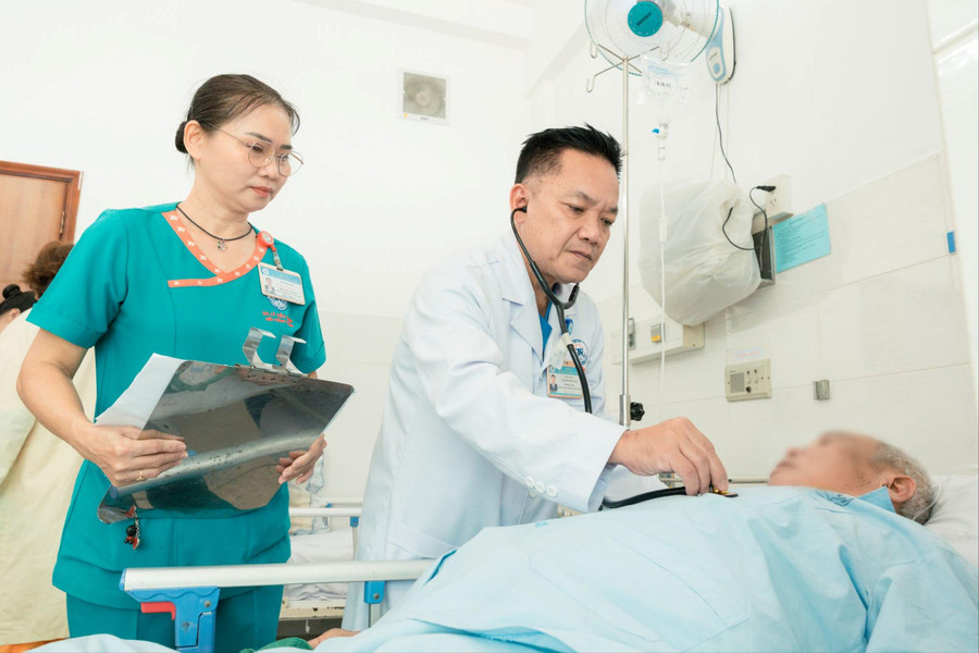 Cứu sống bệnh nhân bị vỡ động mạch chủ ngực