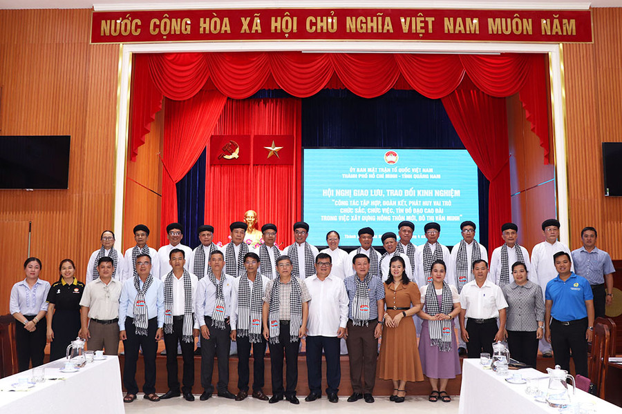 Bài 3: Đồng hành, chung tay xây dựng thành phố văn minh, hiện đại và nghĩa tình