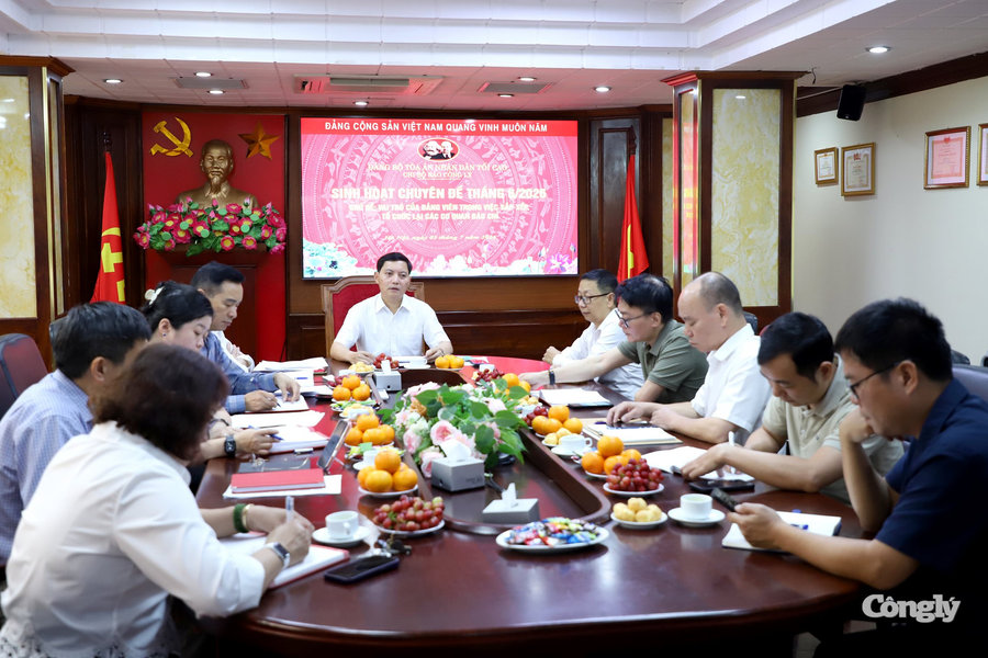 Vai trò của đảng viên trong sắp xếp, tổ chức lại các cơ quan báo chí