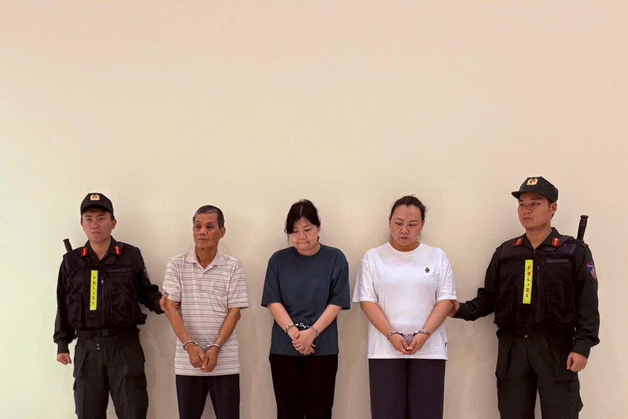 Khởi tố, bắt tạm giam 3 giám đốc làm giả xuất xứ hàng hóa, trúng hơn 30 gói thầu điện lực trị giá 89 tỷ đồng