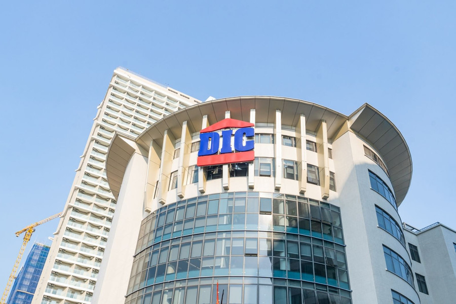 Chủ tịch và người thân tại DIC Corp tiếp tục bị bán giải chấp cổ phiếu