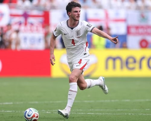 Declan Rice sẵn sàng cùng tuyển Anh đại chiến Argentina tại bán kết World Cup