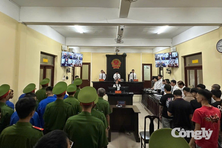 44 bị cáo lĩnh án vì tụ tập đánh nhau bằng hung khí