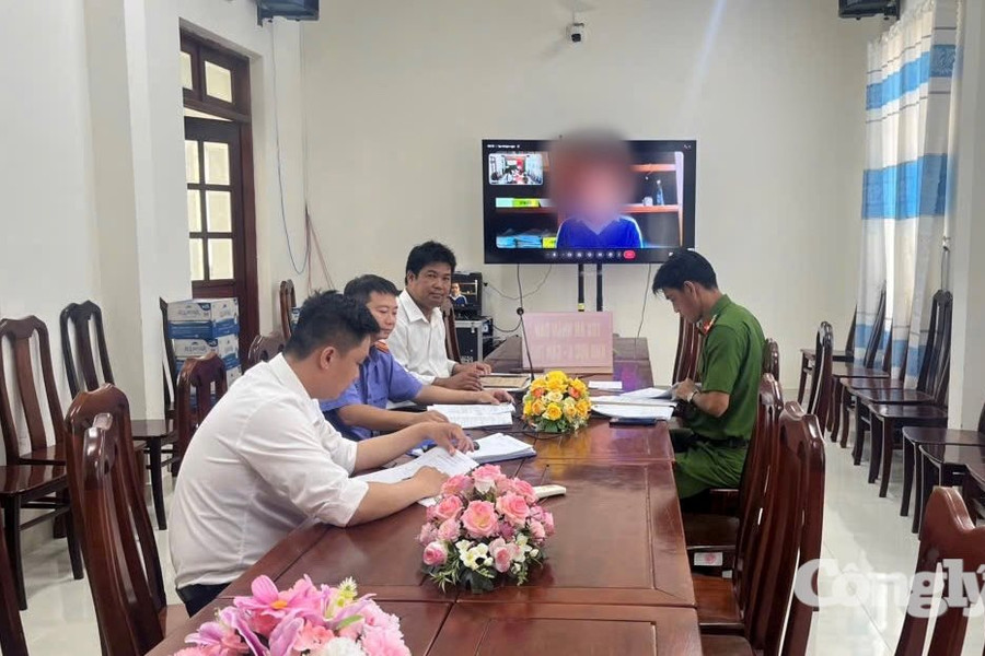 Họp trực tuyến xem xét, quyết định áp dụng biện pháp xử lý hành chính đưa vào cơ sở cai nghiện bắt buộc