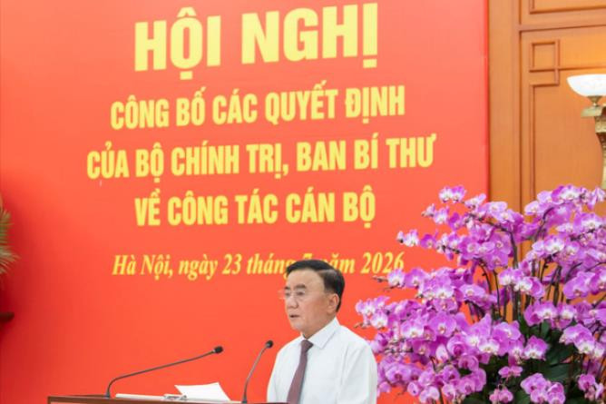 Bộ Chính trị, Ban Bí thư công bố các quyết định về công tác cán bộ