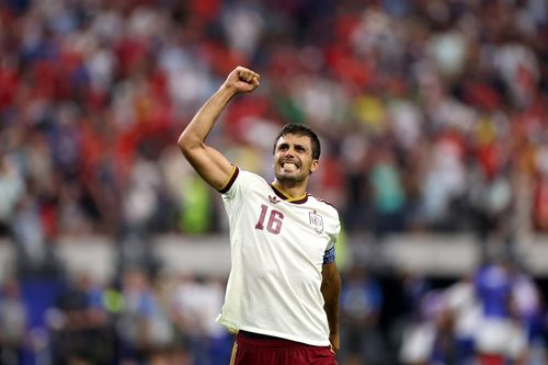 Cầu thủ xuất sắc nhất World cup Rodri quyết định phẫu thuật