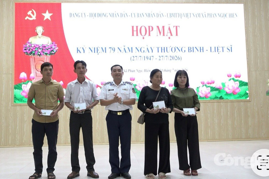 Hải đoàn 42 tổ chức các hoạt động “Đền ơn đáp nghĩa”