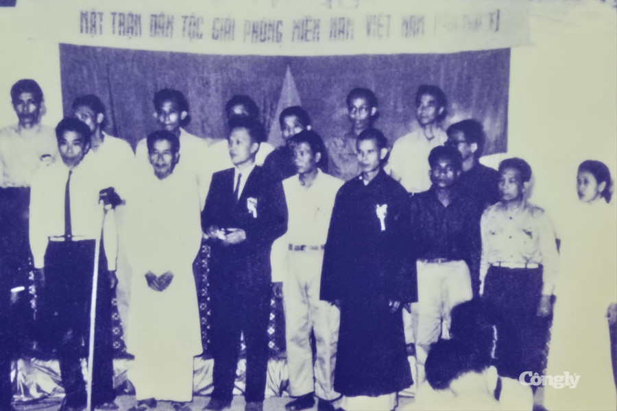 Luật sư Nguyễn Hữu Thọ qua lời kể của con trai - Bài 2: “Thầy cãi” khoác áo chiến bào