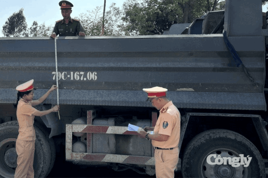 Khánh Hòa siết chặt quản lý phương tiện kinh doanh vận tải