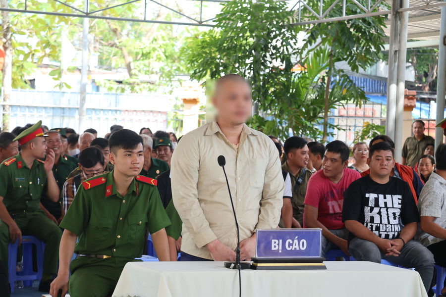 Bài học đắt giá cho những kẻ gieo rắc "cái chết trắng"