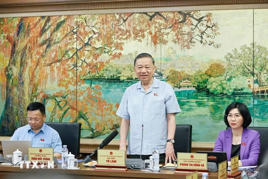 Kỳ họp không thường lệ thứ nhất: Quốc hội thảo luận ở tổ về 3 dự án luật