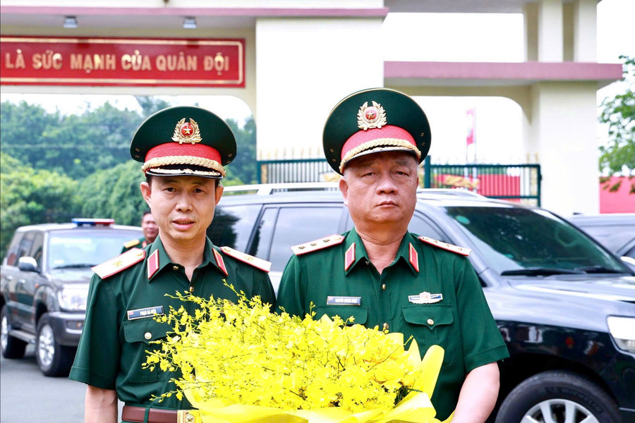 Thượng tướng Nguyễn Quang Ngọc làm việc với Binh đoàn 16 về chiến lược phát triển giai đoạn 2026-2030