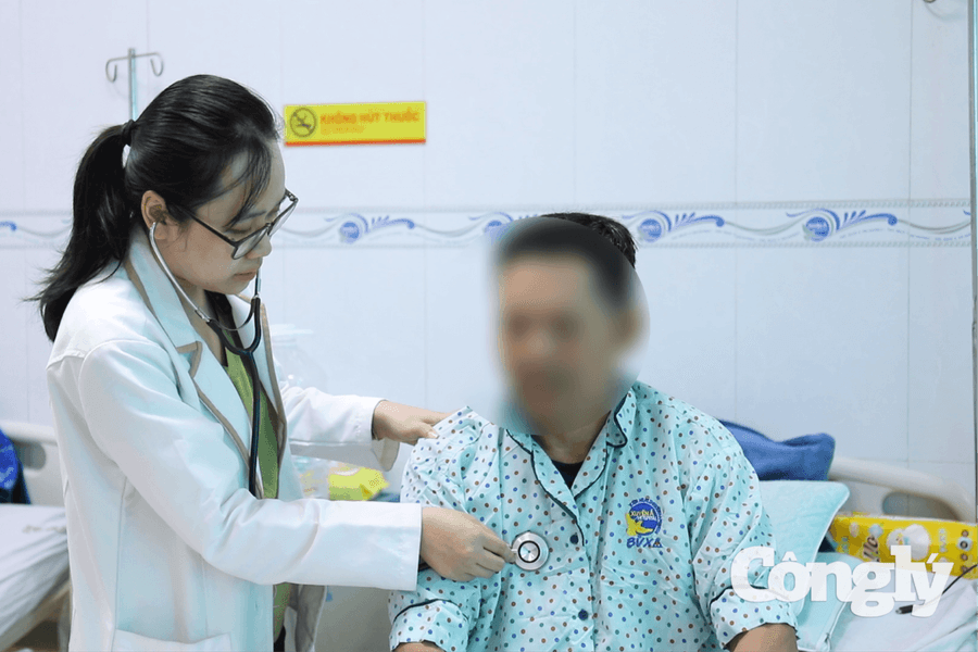 Sốt xuất huyết gia tăng ở TP.HCM, nhiều ca biến chứng nặng