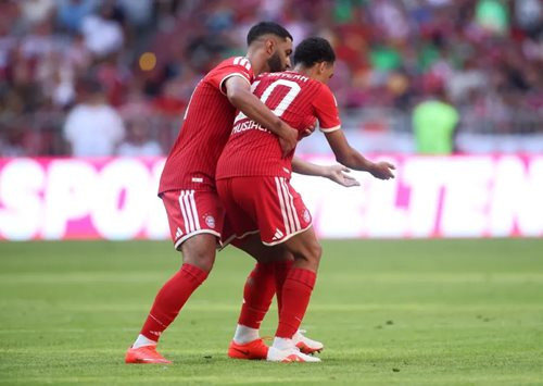 Musiala khiến Bayern Munich lo lắng, sau khi gục ngã ở trận giao hữu