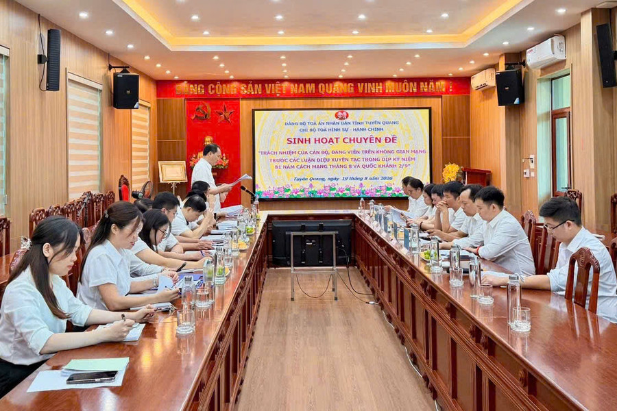 TAND tỉnh Tuyên Quang nâng cao trách nhiệm của cán bộ, đảng viên trên không gian mạng