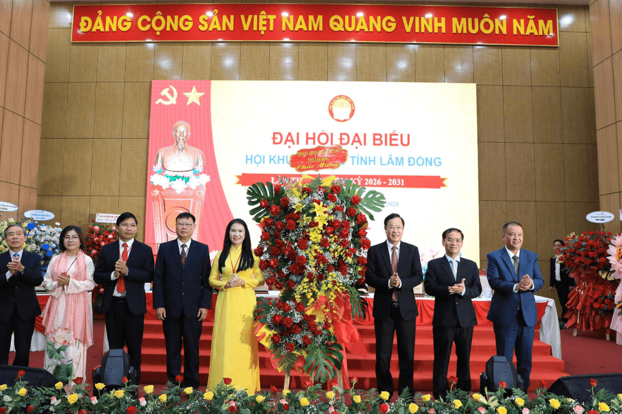 Lâm Đồng đặt trọng tâm chuyển đổi số, xây dựng xã hội học tập