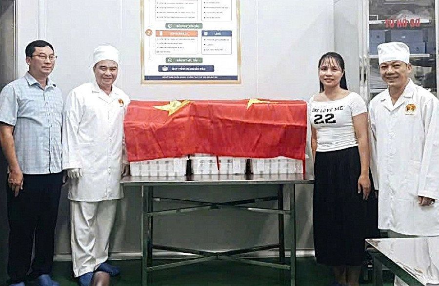Điện Biên bàn giao 800 mẫu hài cốt liệt sĩ để giám định ADN