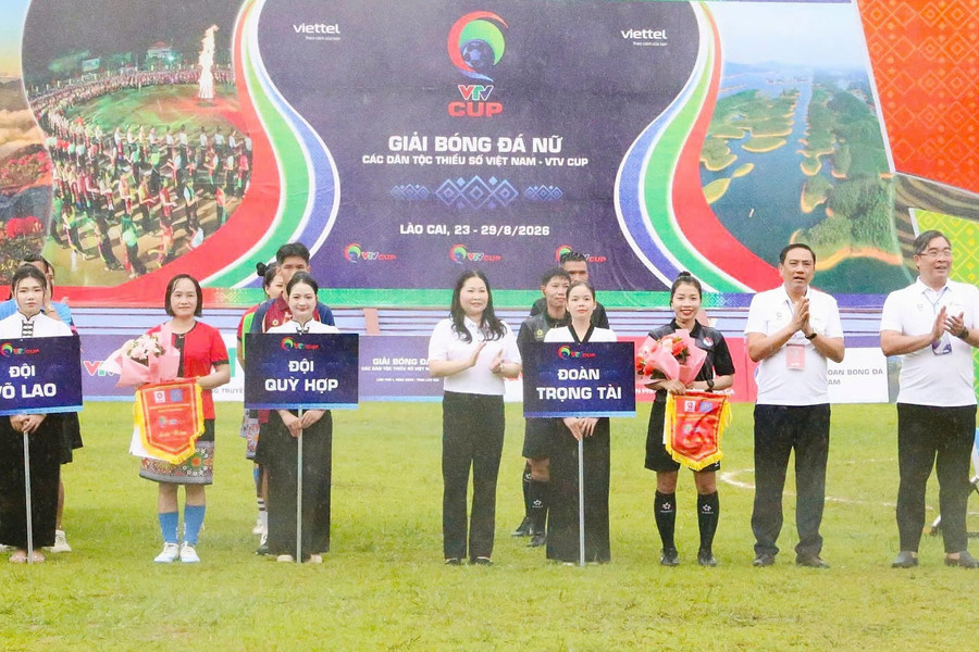 Lào Cai khai mạc Giải bóng đá nữ các dân tộc thiểu số Việt Nam